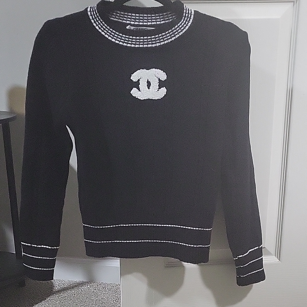 CHANEL Black Sweater with White Detailing
